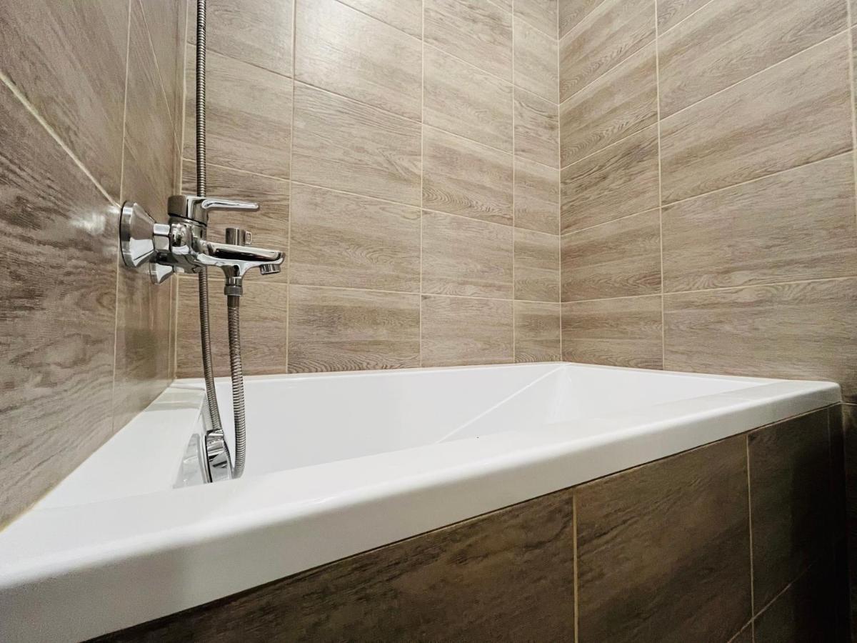 Apartma Luxura ديشين المظهر الخارجي الصورة