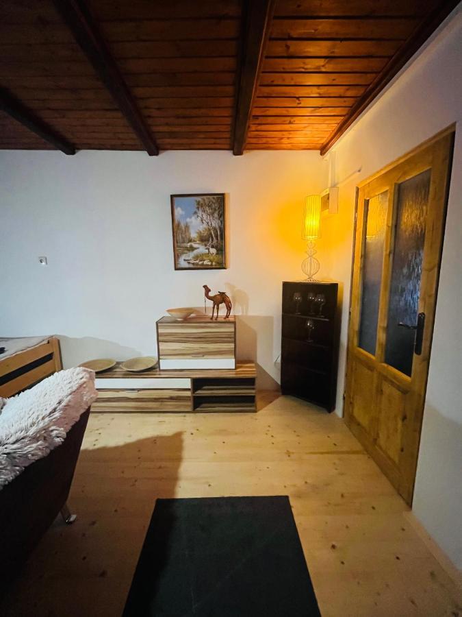 Apartma Luxura ديشين المظهر الخارجي الصورة