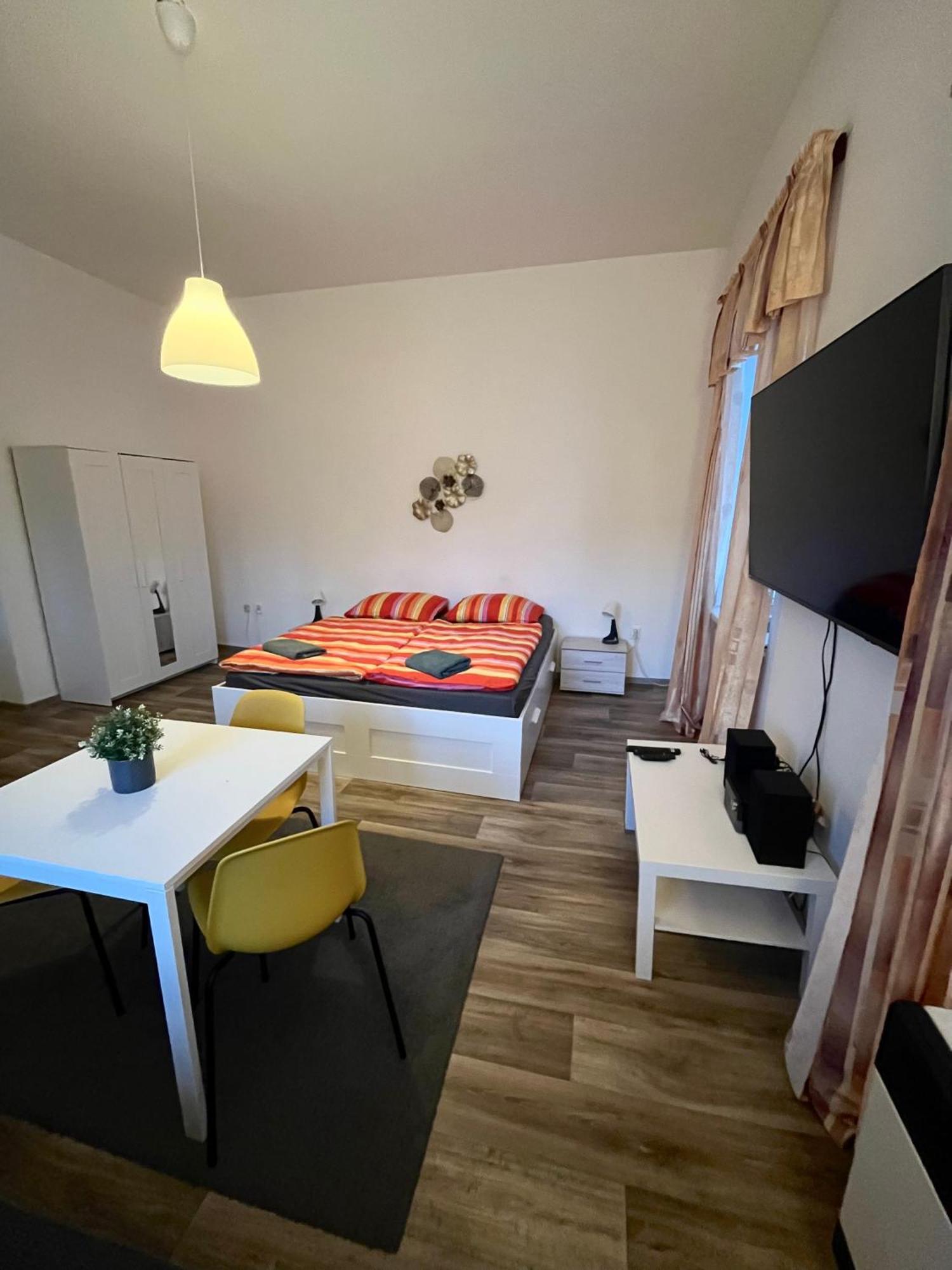 Apartma Luxura ديشين المظهر الخارجي الصورة