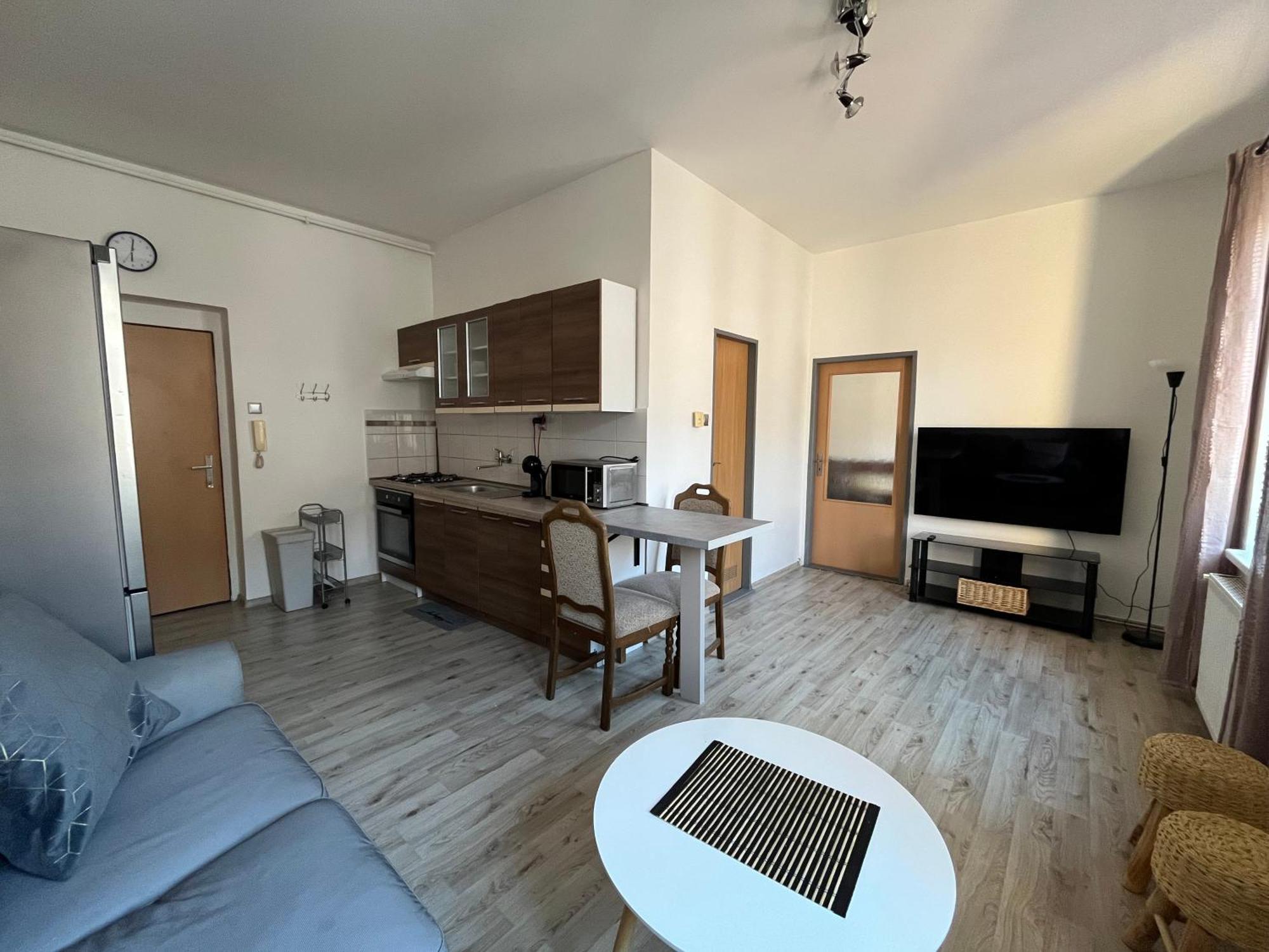 Apartma Luxura ديشين المظهر الخارجي الصورة