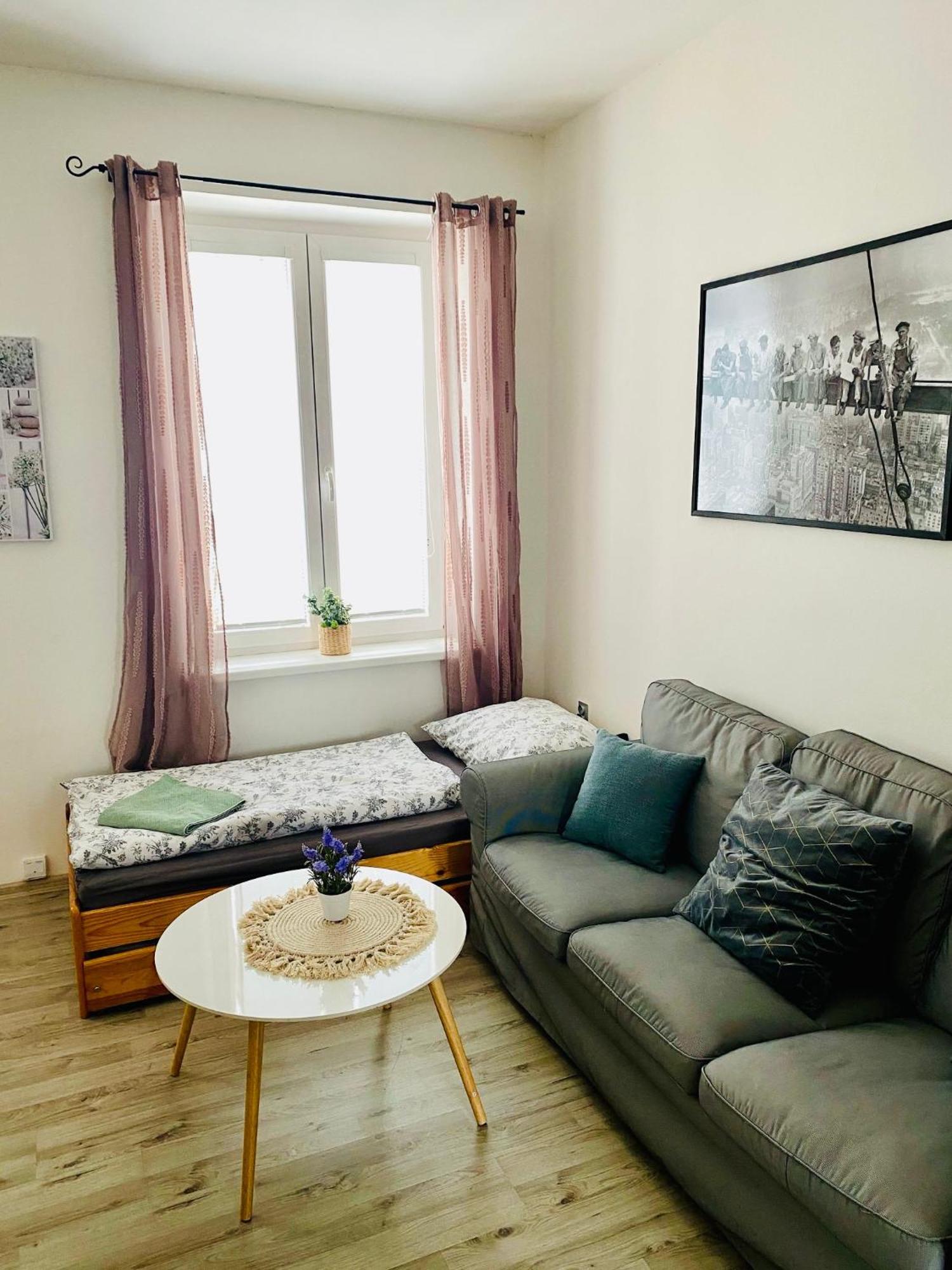Apartma Luxura ديشين المظهر الخارجي الصورة