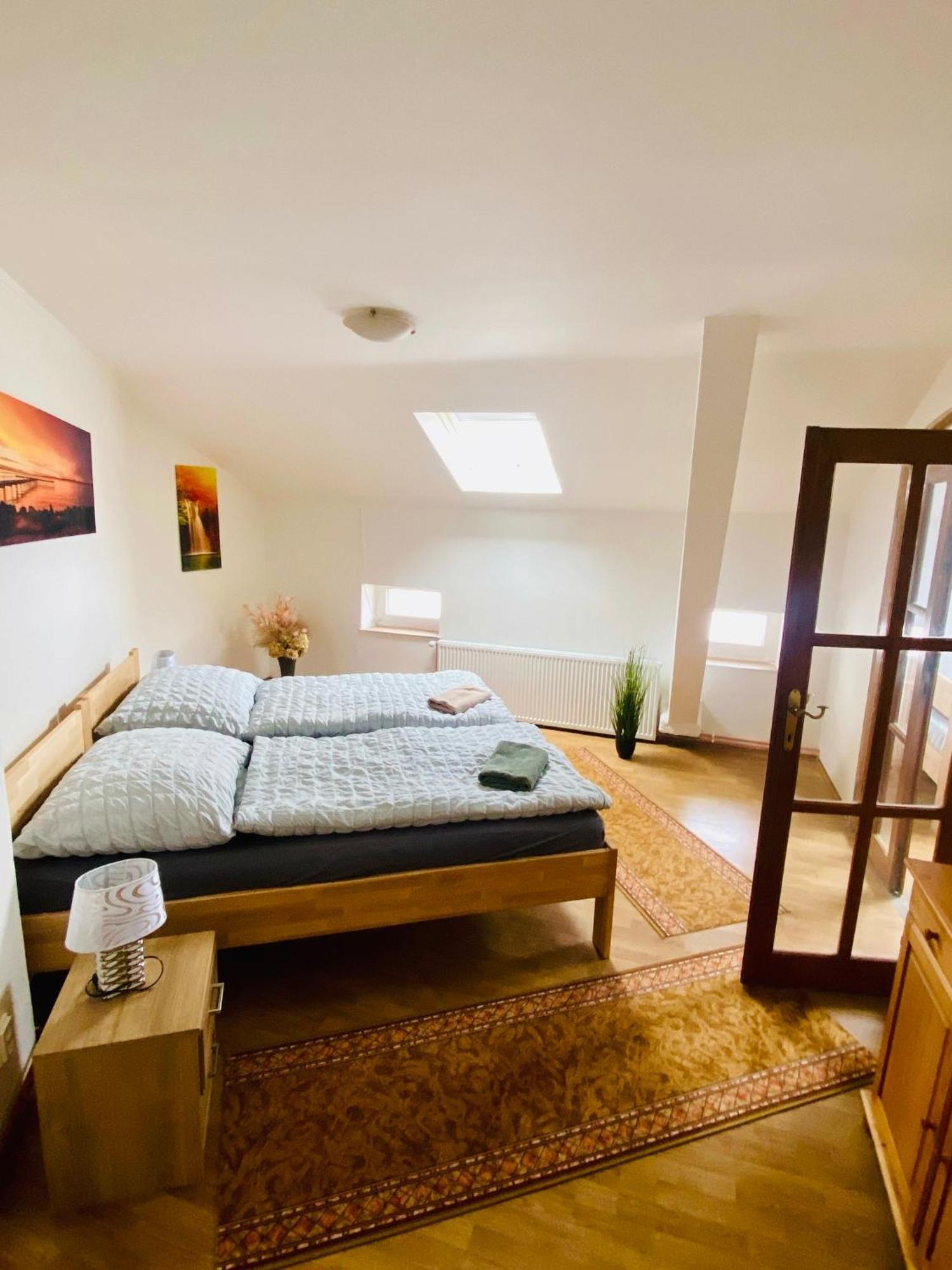 Apartma Luxura ديشين المظهر الخارجي الصورة