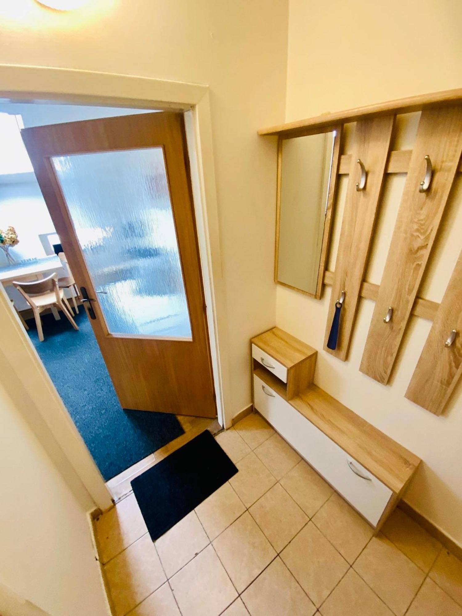 Apartma Luxura ديشين المظهر الخارجي الصورة