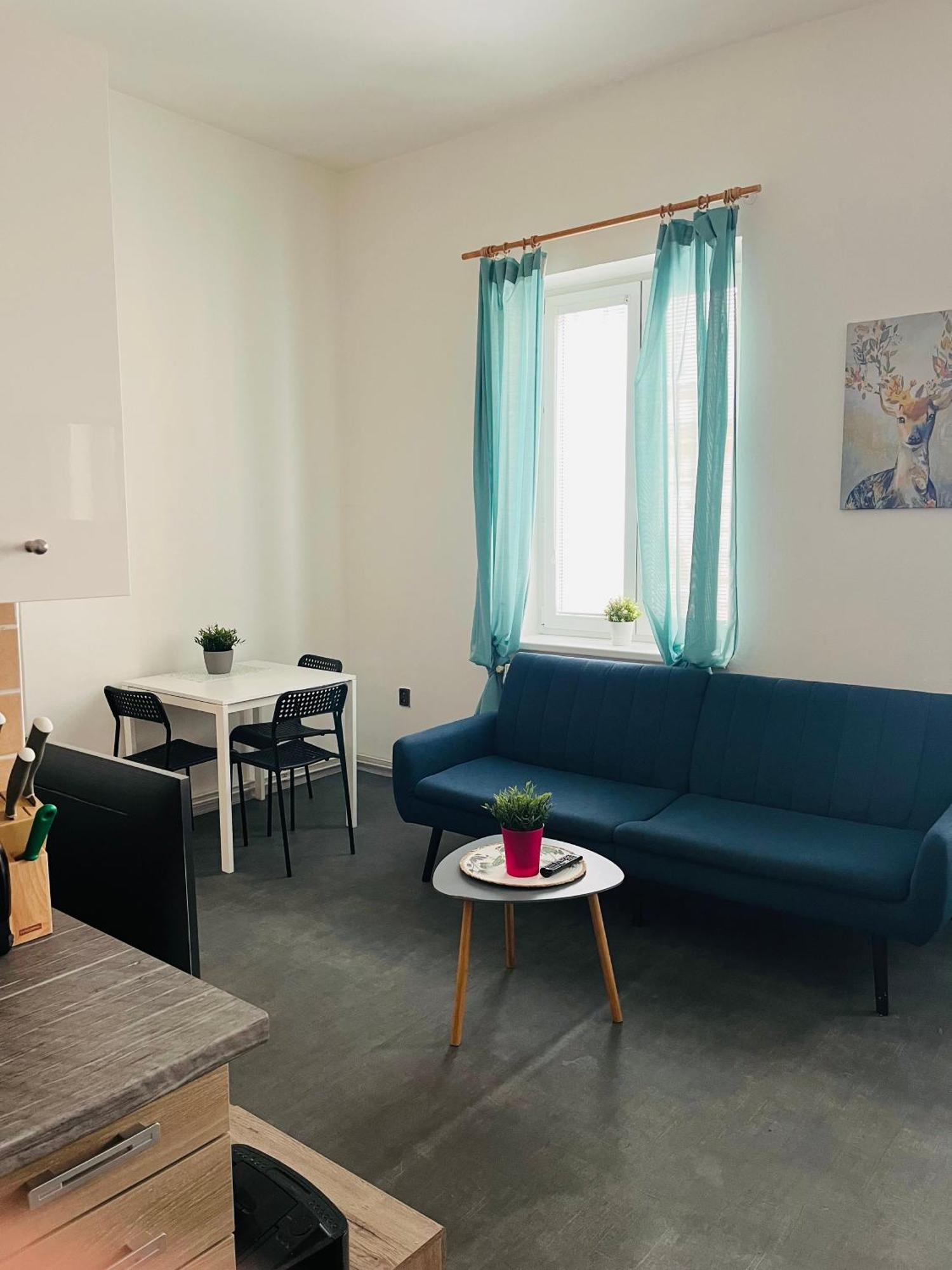 Apartma Luxura ديشين المظهر الخارجي الصورة